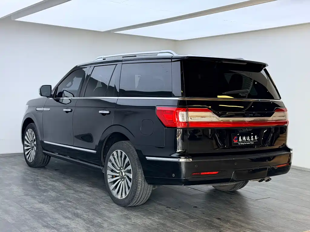Lincoln Navigator 2018 3.5T V