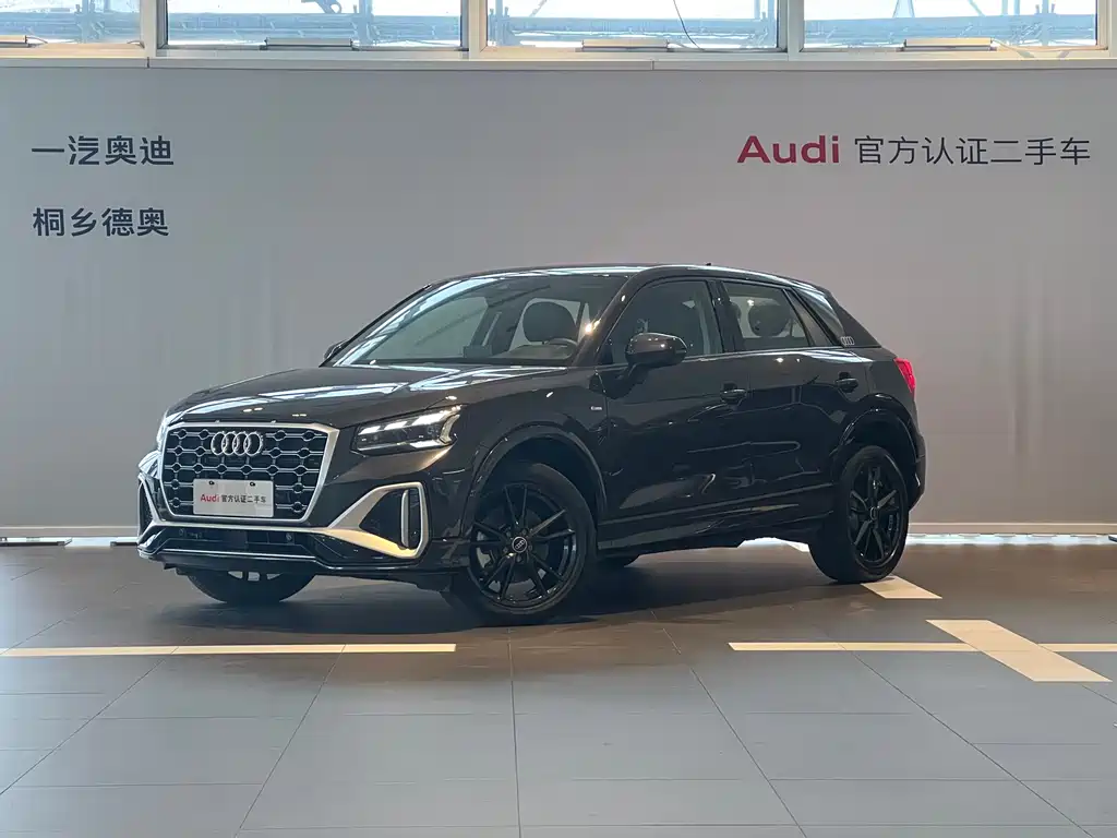 Audi Q2L 2025