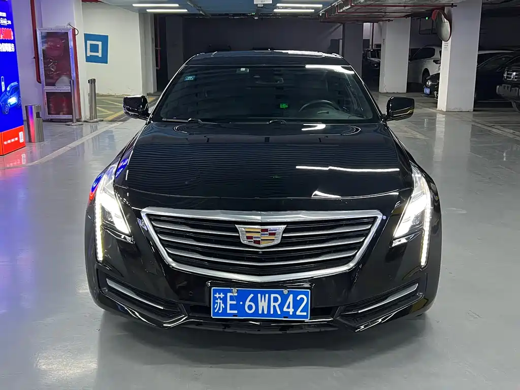 CADILLAC CT6