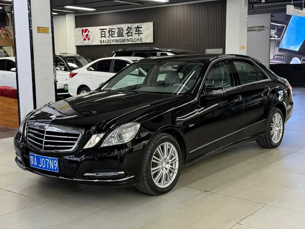 Mercedes-Benz E-Class 2010