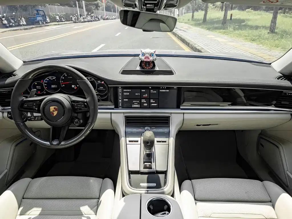 Porsche Panamera — миниатюра 10