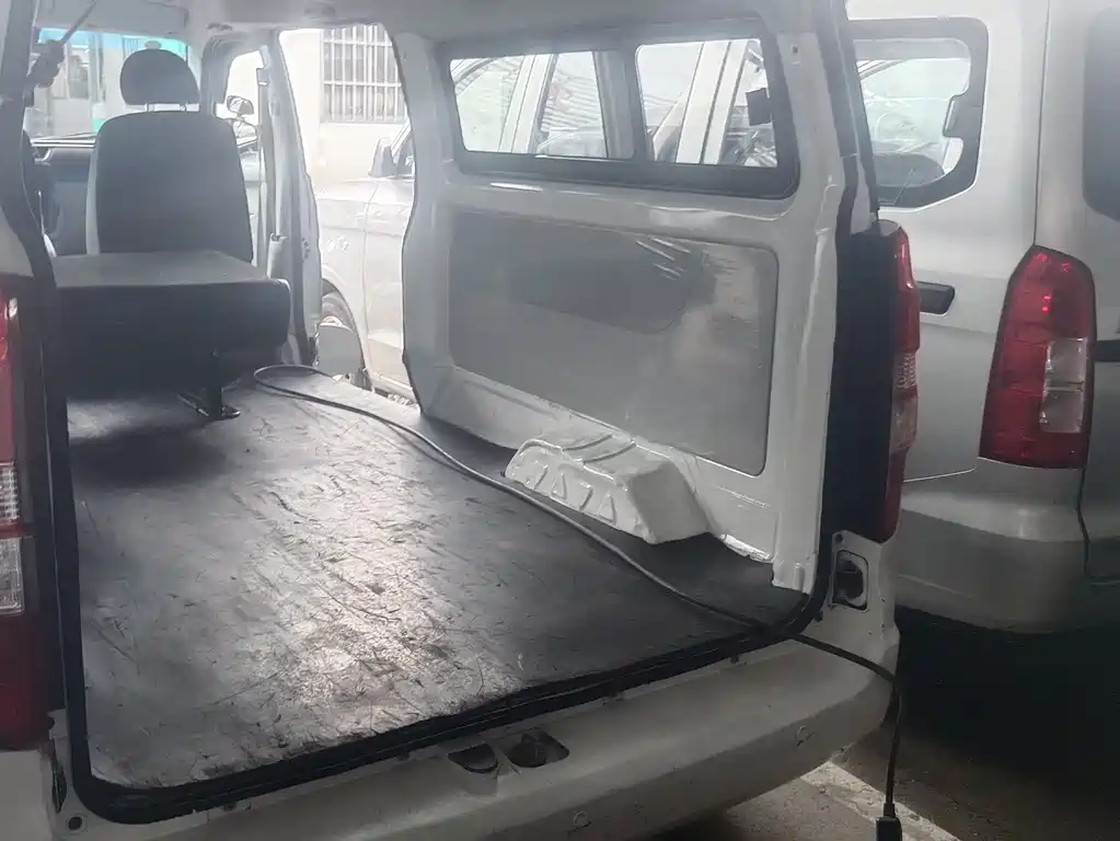 Jinbei Hiace EV — миниатюра 11