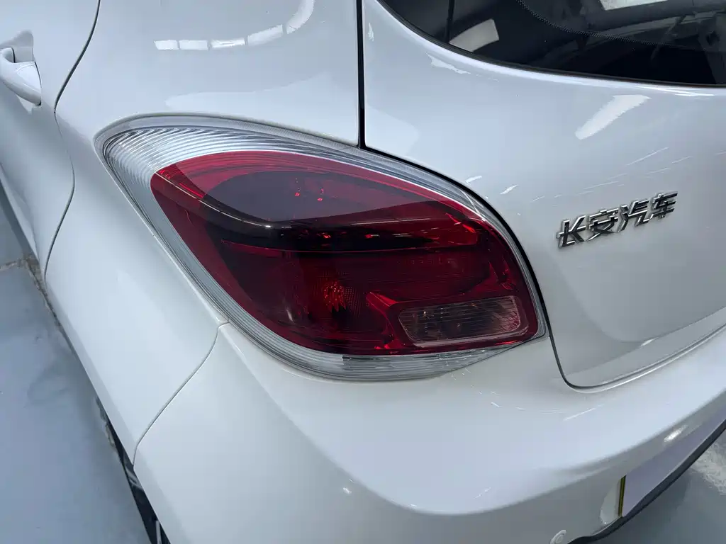 Changan Benben E-Star — миниатюра 12
