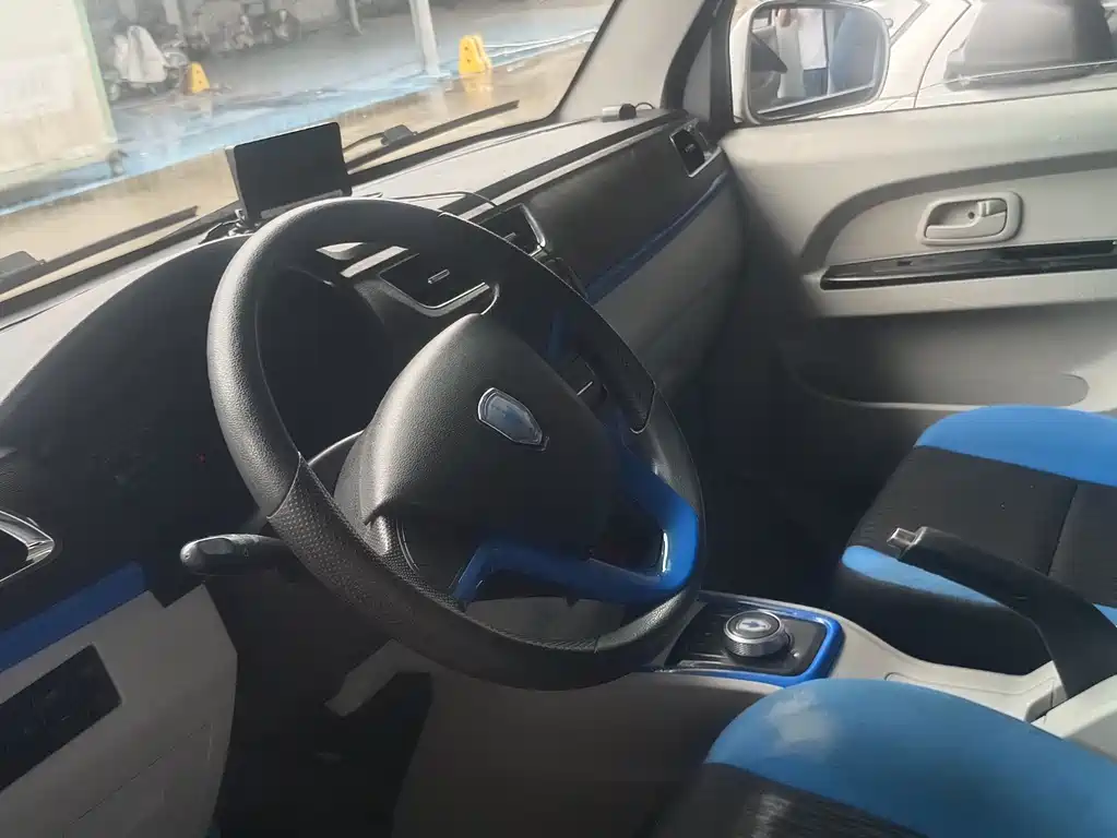 Jinbei Hiace EV — миниатюра 5
