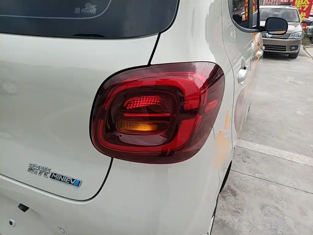 Wuling Mini EV MINIEV 2025