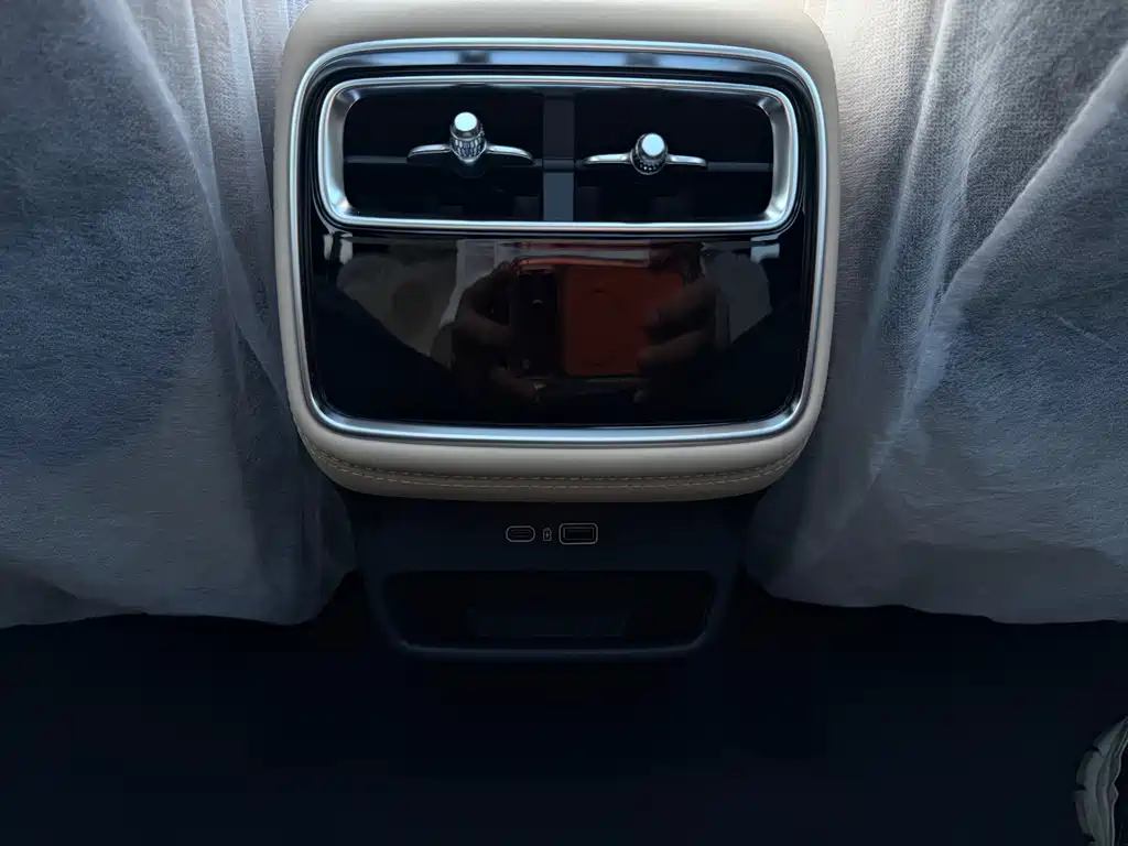 Geely Xingyue L — миниатюра 21