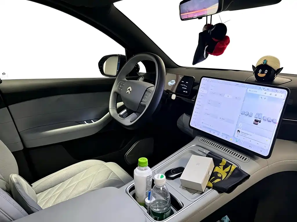 NIO ES6 — миниатюра 10