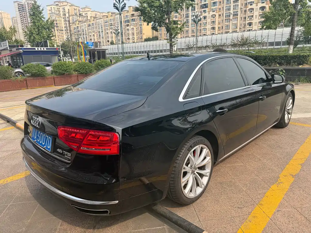 Audi A8 — миниатюра 13