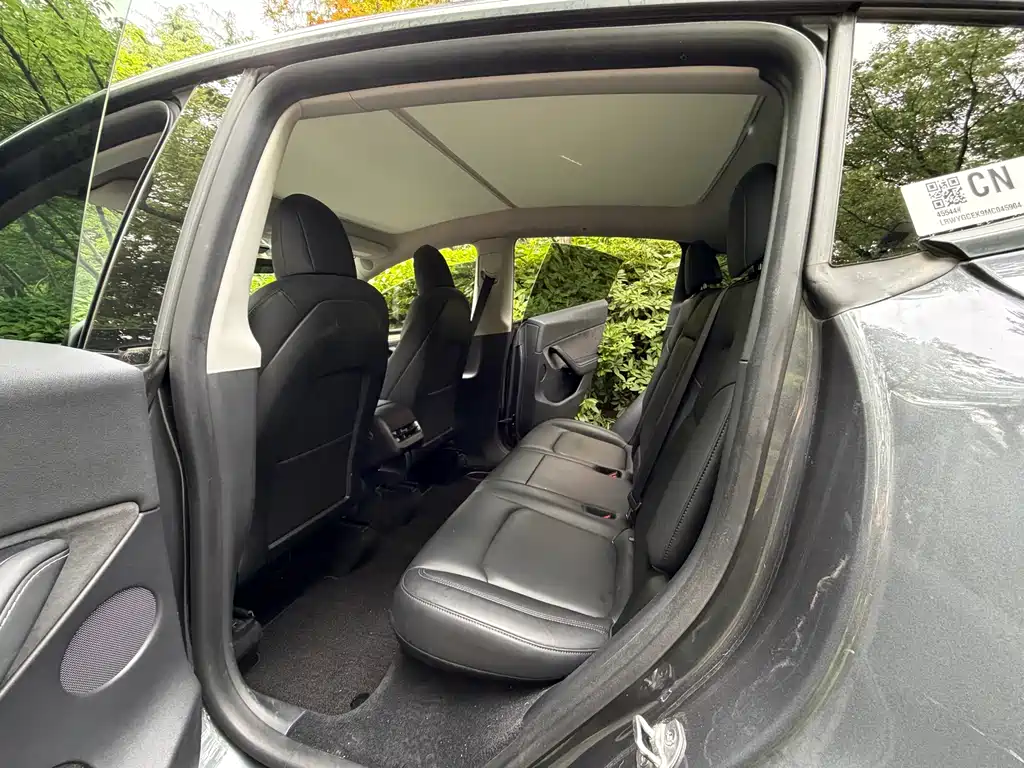 Tesla Model Y 2021 3D7