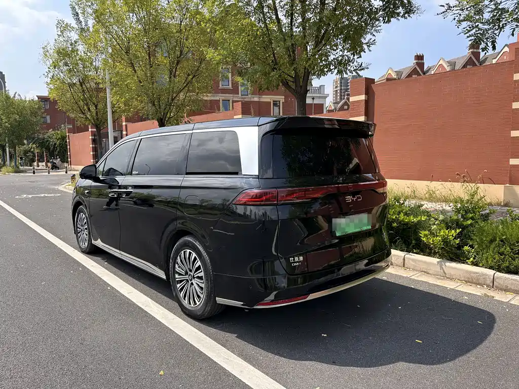 BYD Xia — миниатюра 8