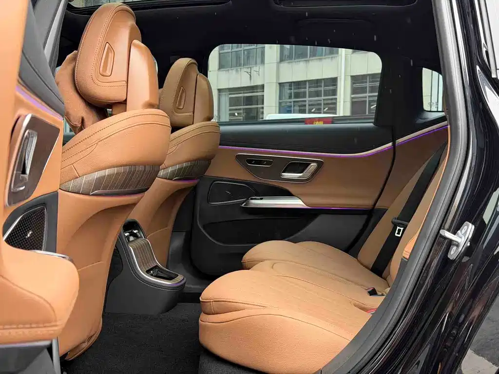 Mercedes-Benz E-Class E 2025 E 300 L Fashion