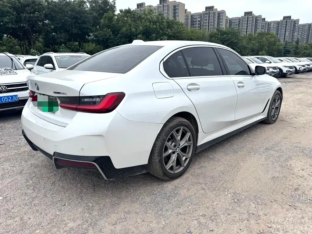 BMW i3 — миниатюра 6