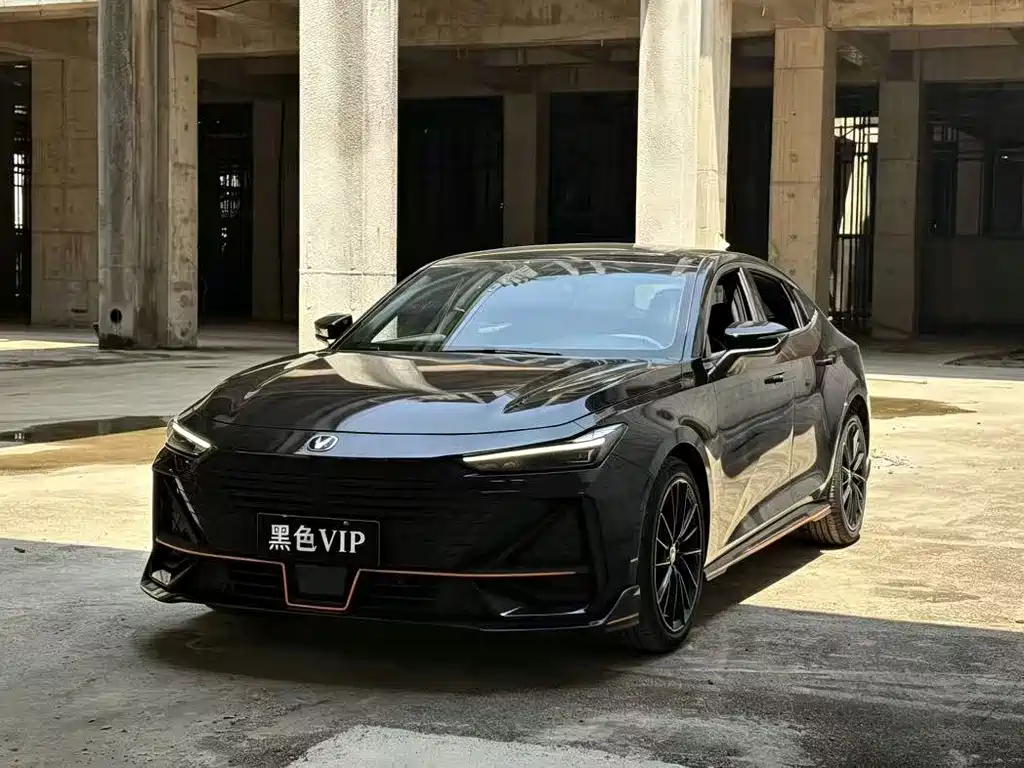 Changan UNI-V 2022