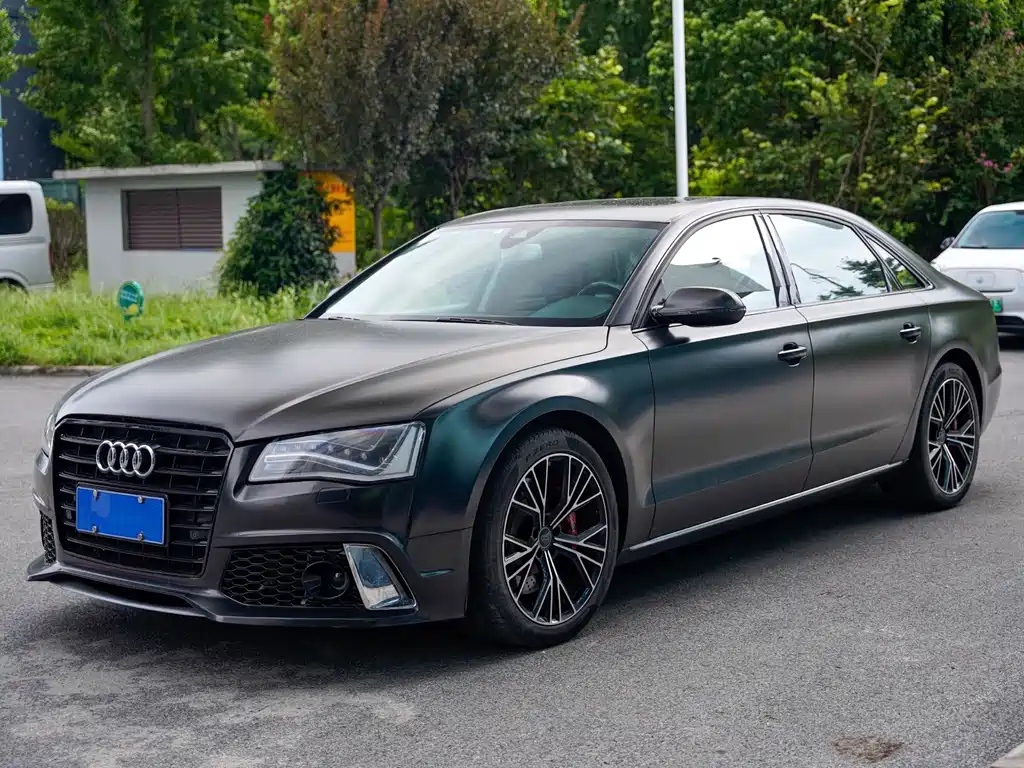 Audi A8 2012