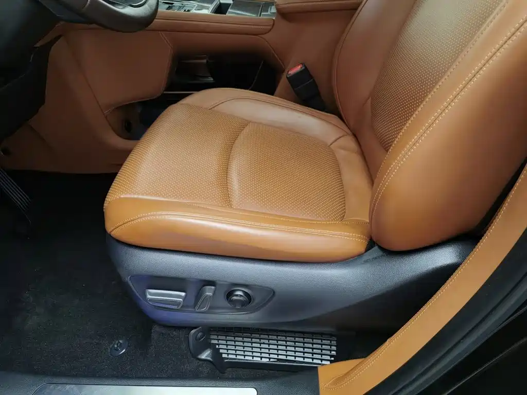 Toyota Sienna — миниатюра 20