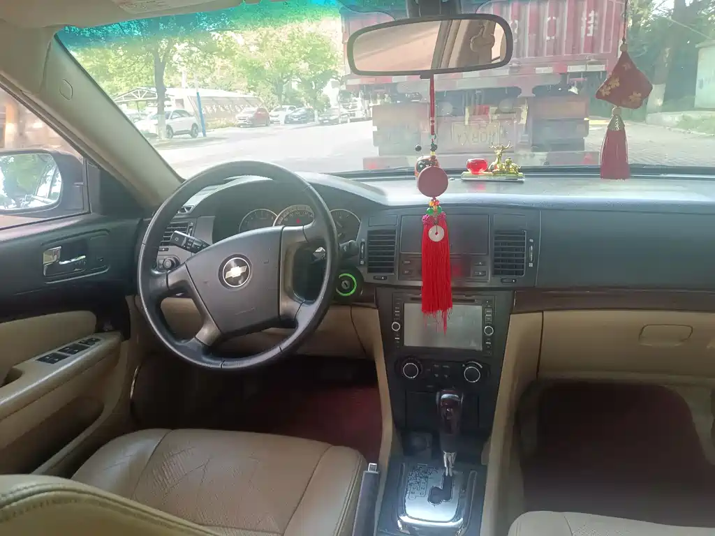 Chevrolet Epica — миниатюра 5