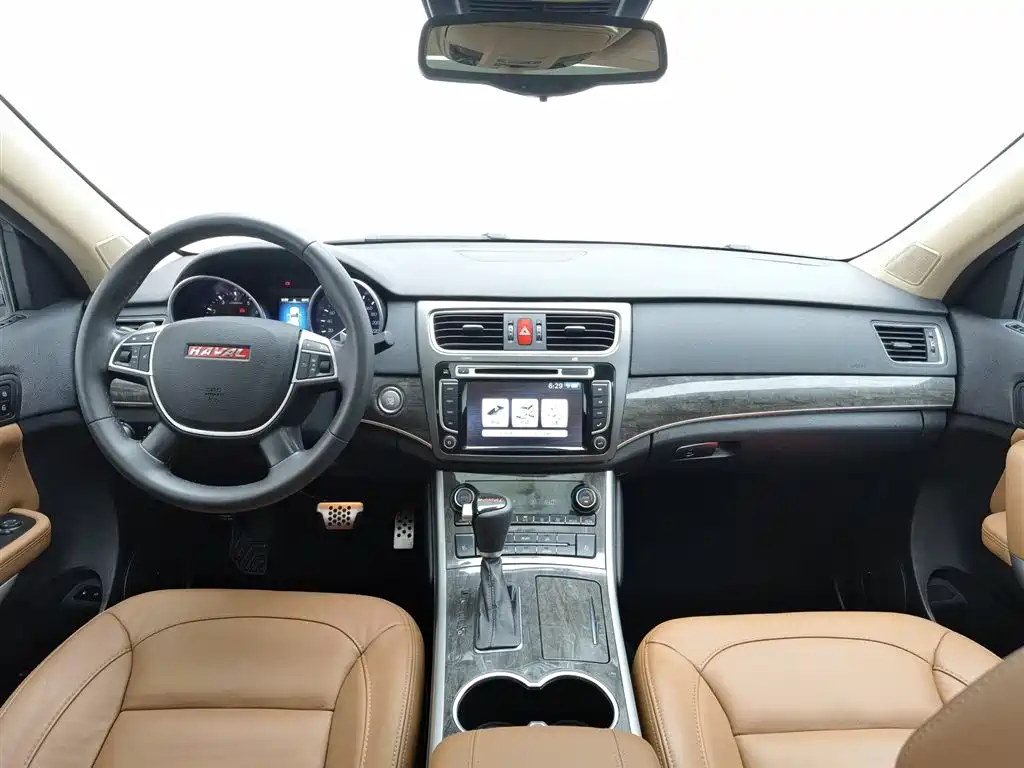 Haval H8 2015 2.0T Luxury