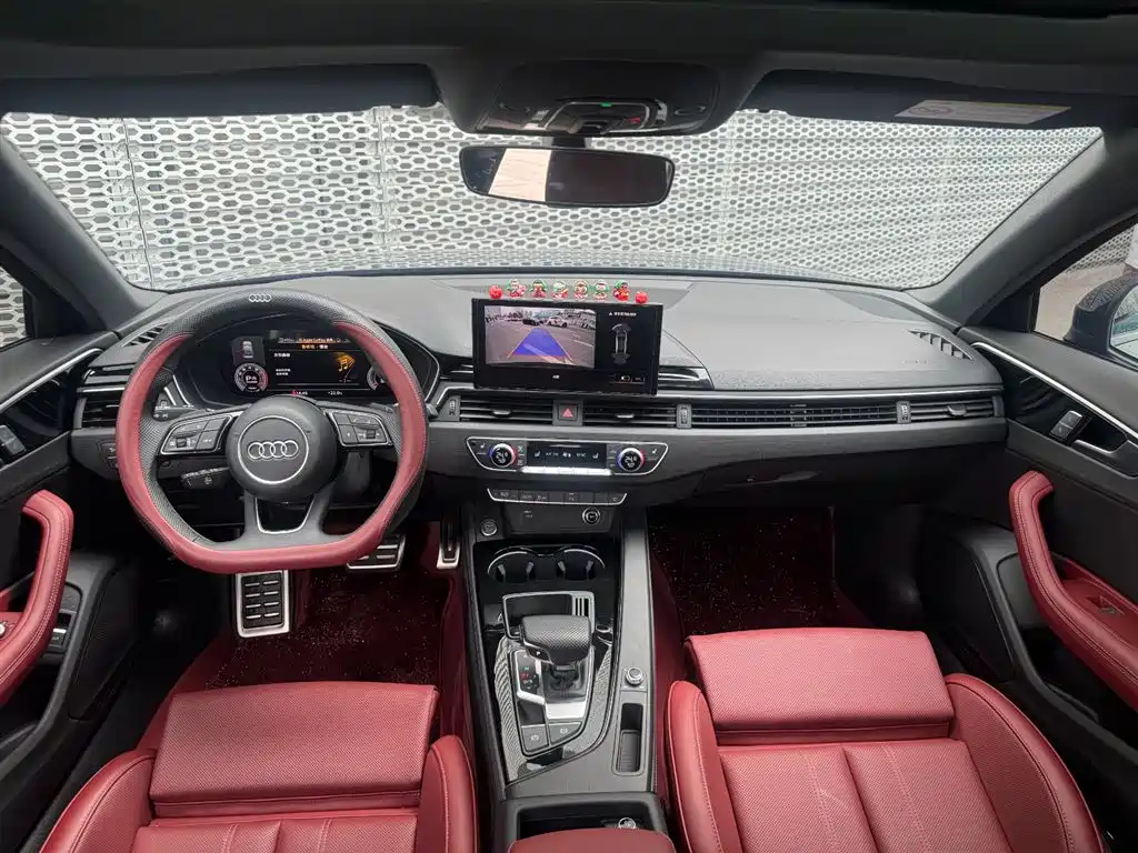 Audi A4L 2024 40 TFSI Luxury