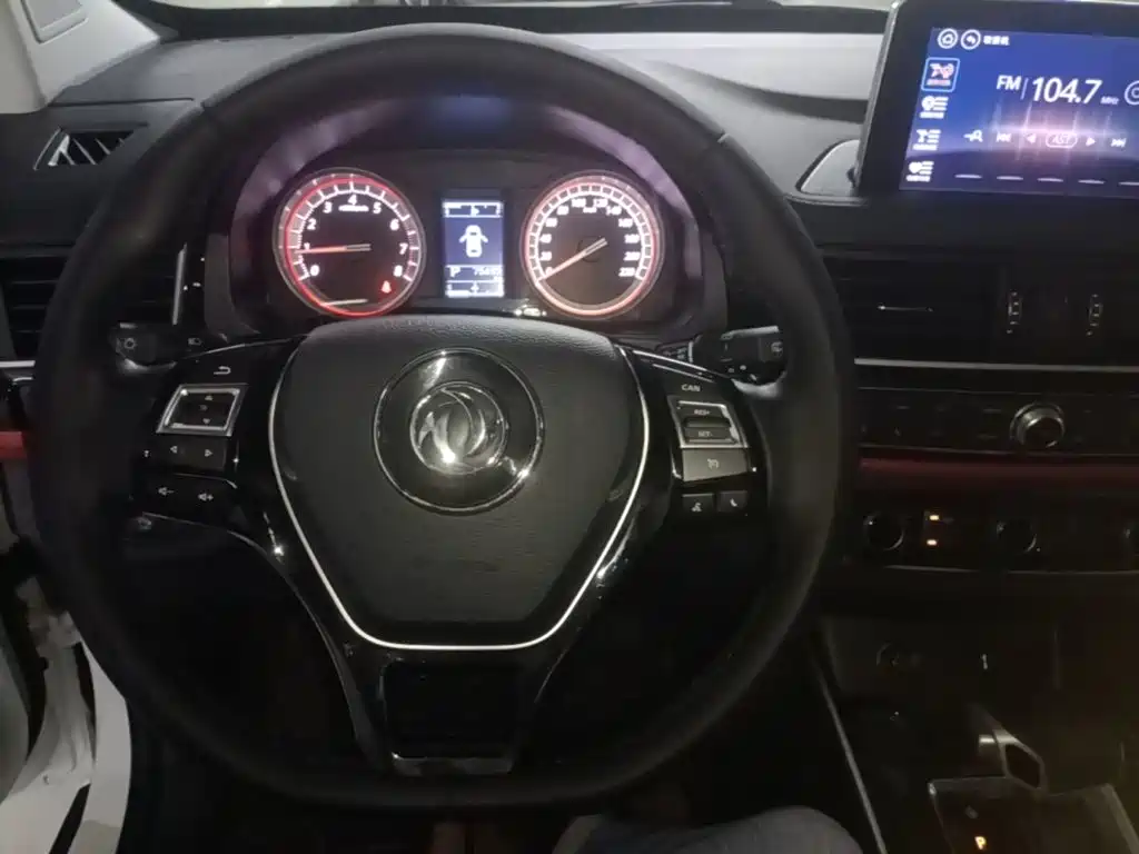 Forthing Jingyi X6 Dynamic Enjoy Series 1.5T CVT Premium Type, фото 11