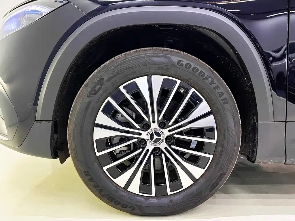 Mercedes-Benz EQB 2025 EQB 260