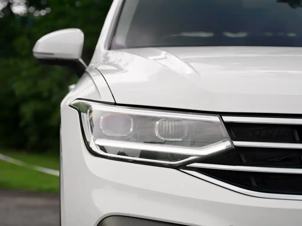 Volkswagen Tiguan L L 2022 330TSI AT Smart