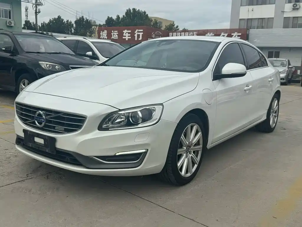 VOLVO S60 PLUG IN HYBRID