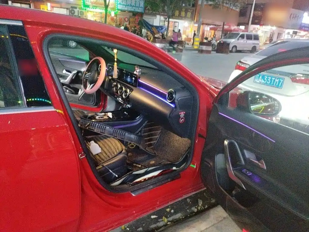 Mercedes-Benz A-Class (Import) — миниатюра 18