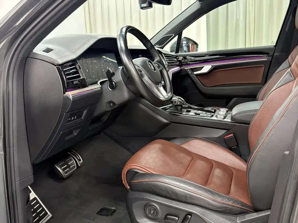 Volkswagen Touareg — миниатюра 20