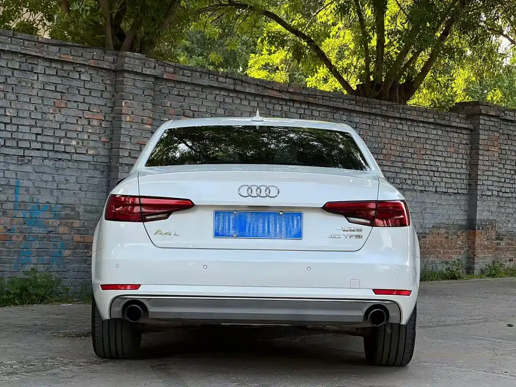 Audi A4L 2017 Plus 40 TFSI Fashion