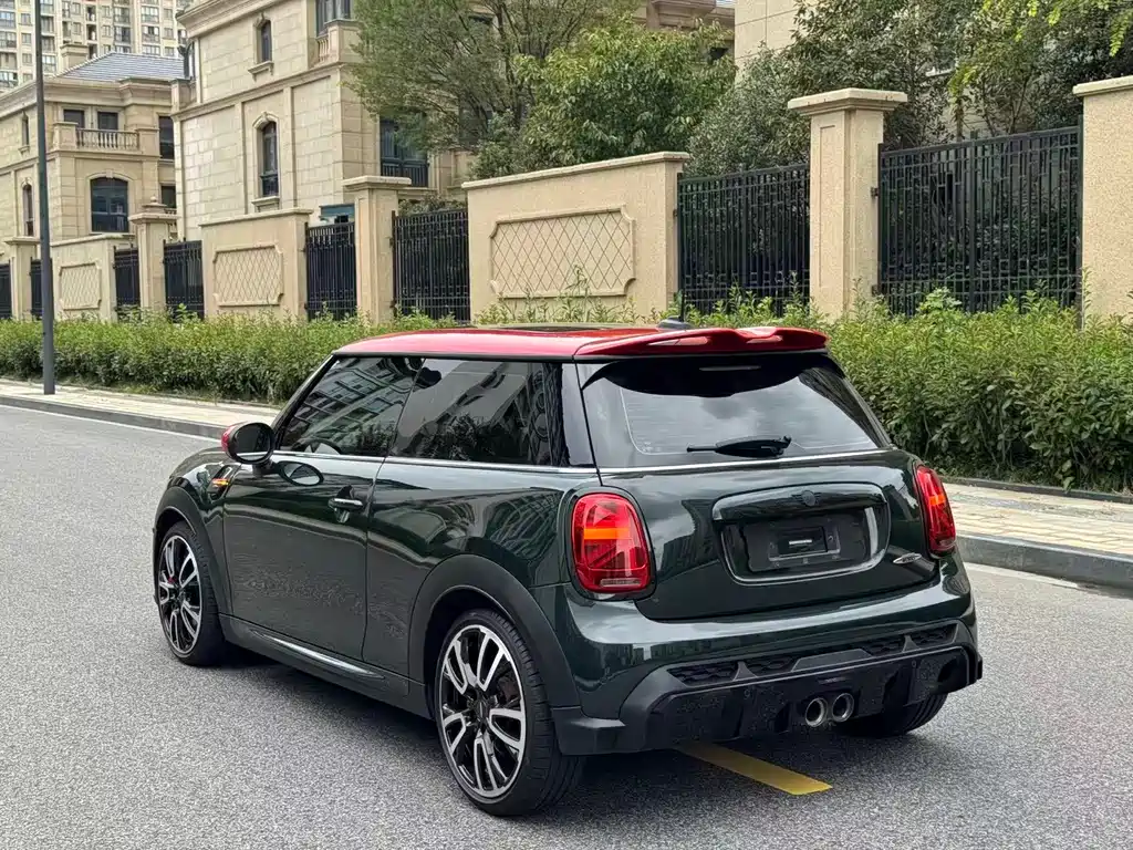 MINI JCW