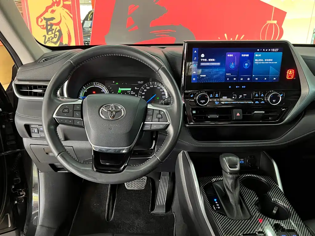 Toyota Highlander 2022 2.5L Luxury 7 мест