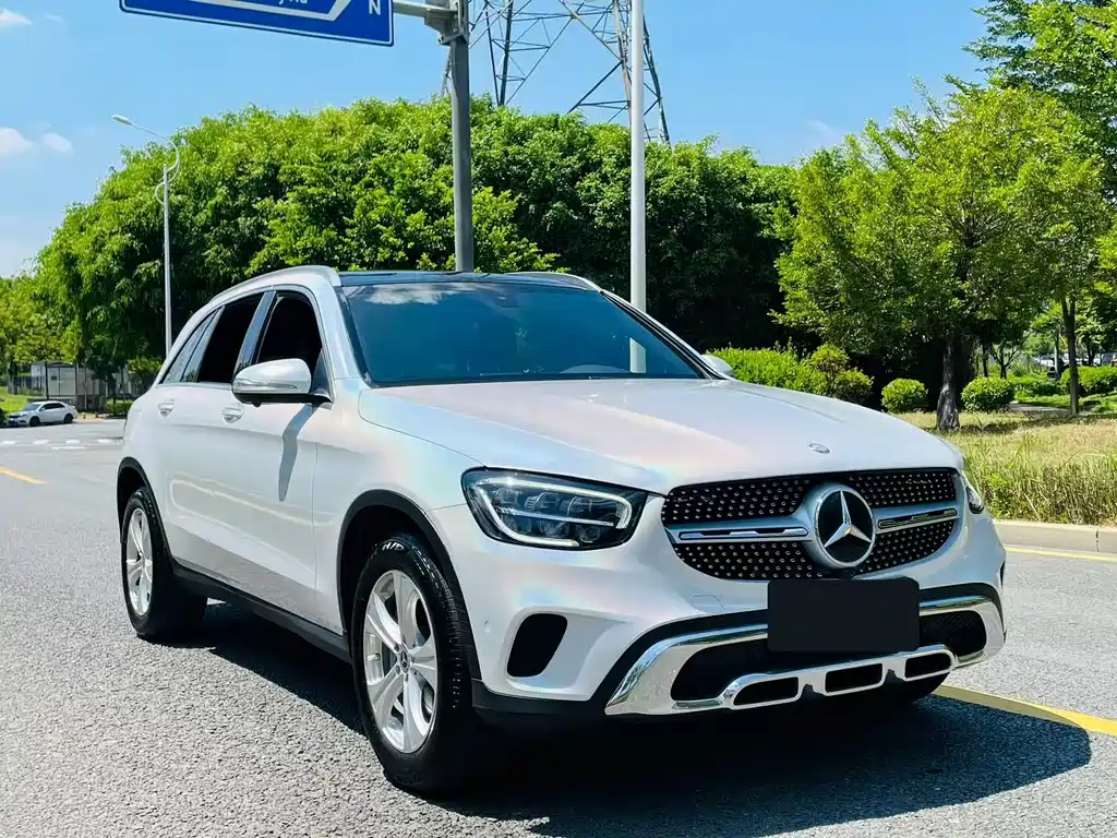 MERCEDES-BENZ  GLC