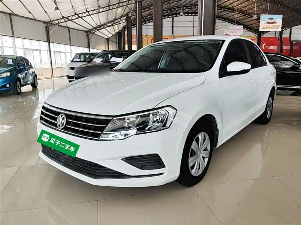 Купить Volkswagen Jetta