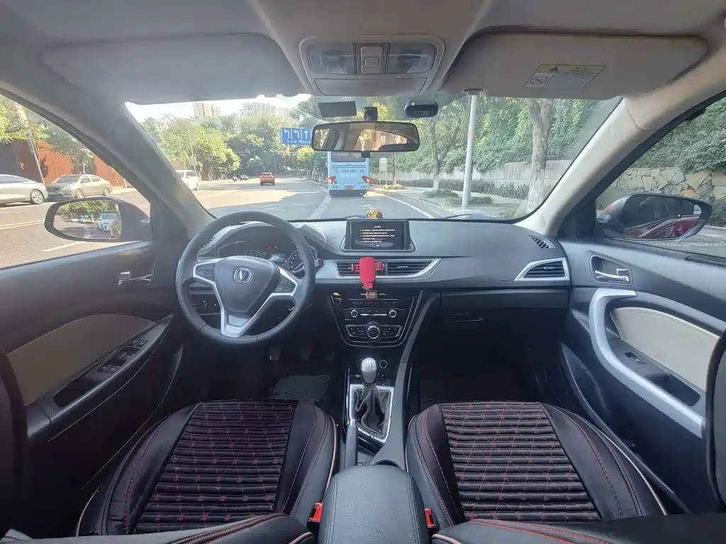 Changan V7 — миниатюра 7
