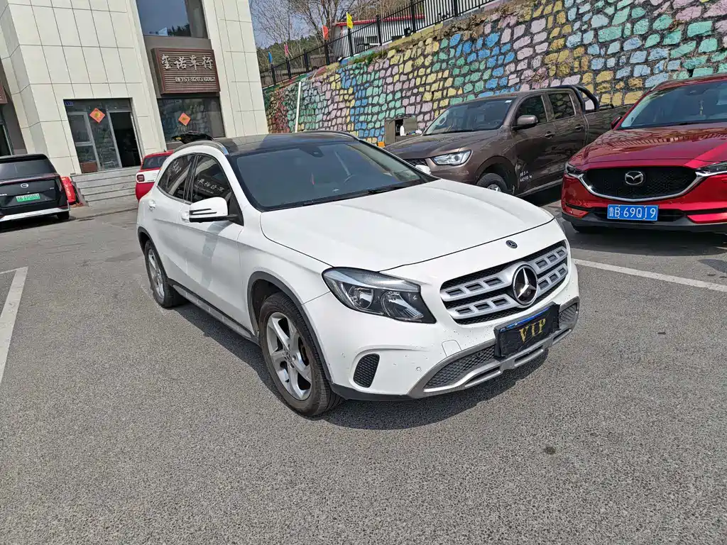 Mercedes-Benz GLA 2017