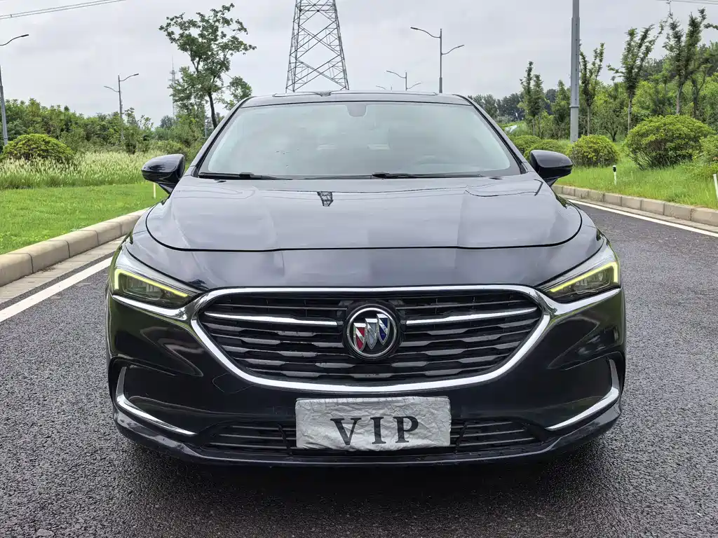 Buick LaCrosse — миниатюра 3
