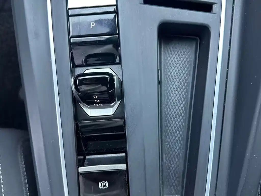 Volkswagen Golf — миниатюра 17