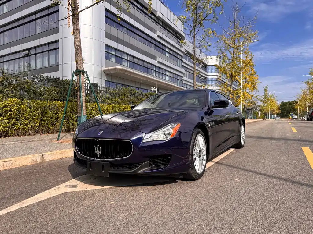 Maserati Quattroporte