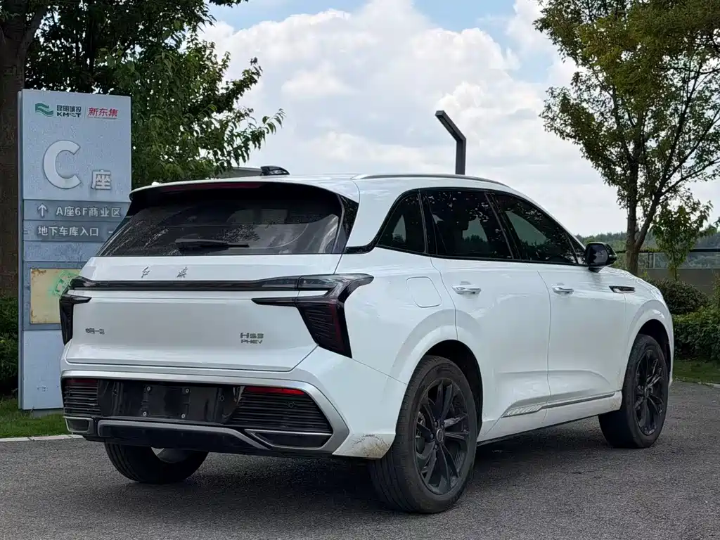 Hongqi Hongqi HS3 PHEV — миниатюра 4