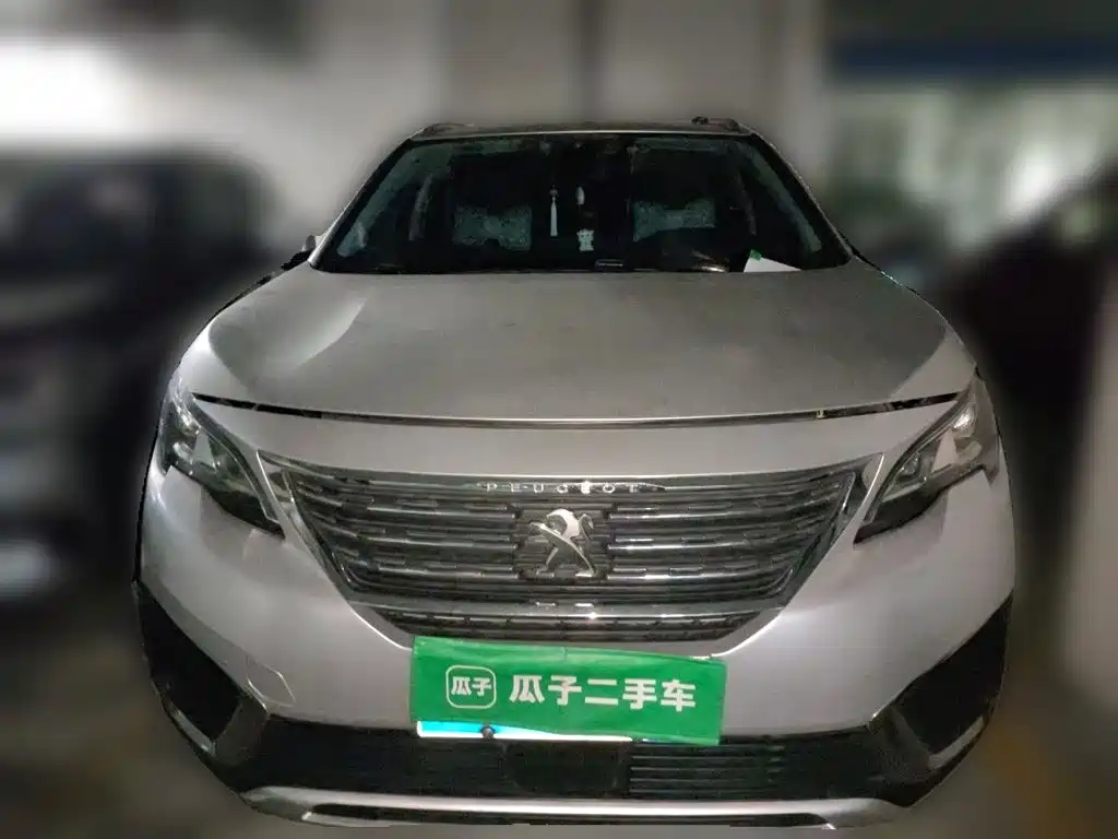 Peugeot 5008 — миниатюра 2