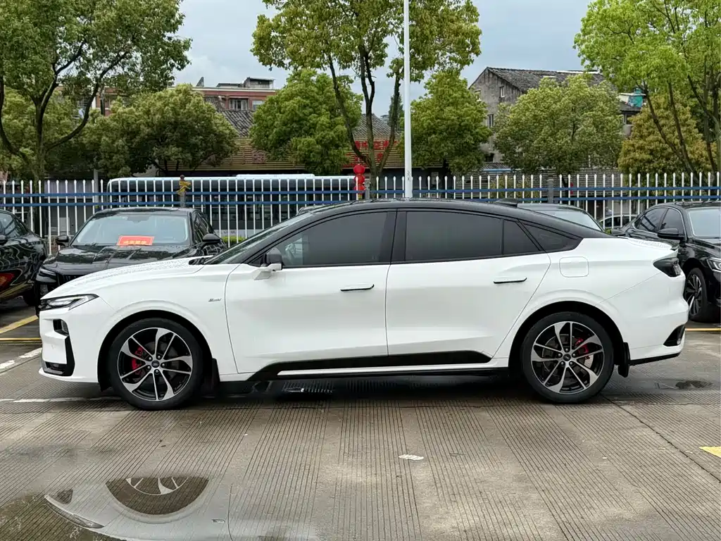 Ford Mondeo 2023 EcoBoost 245 Luxury