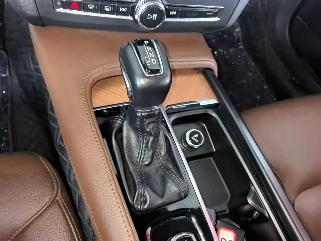 Volvo S90 — миниатюра 14