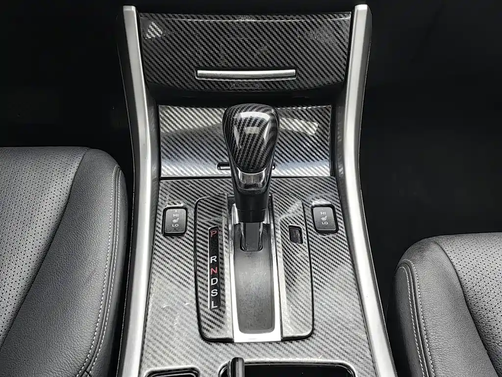 Honda Accord — миниатюра 13