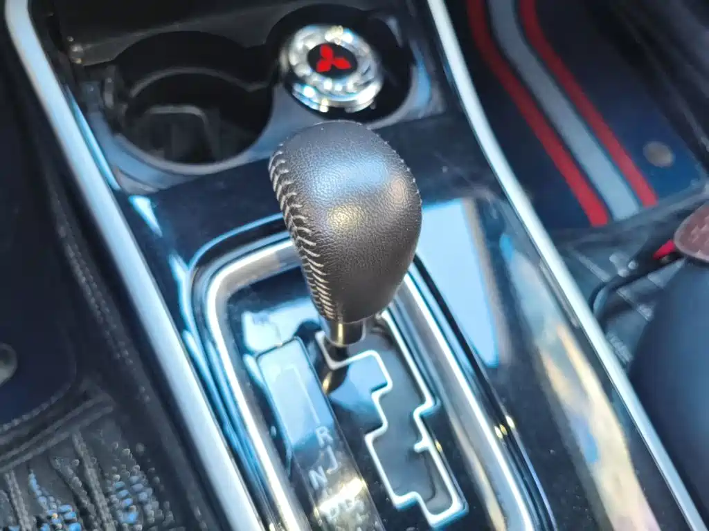 Mitsubishi Outlander — миниатюра 15