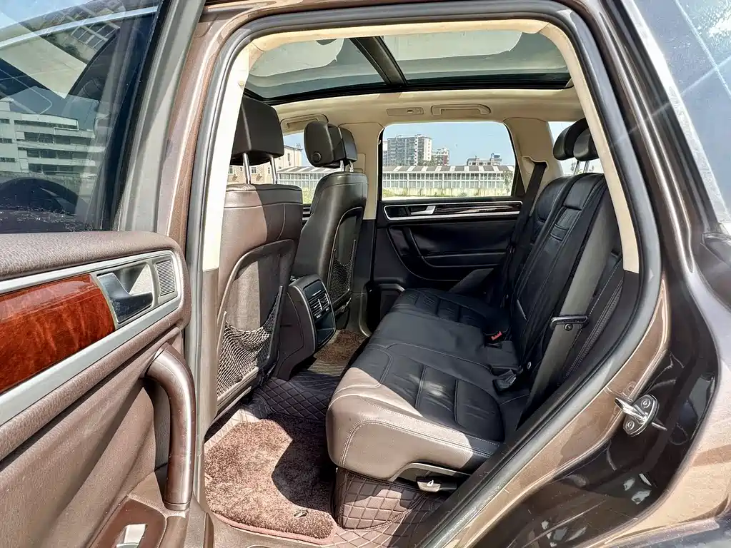 Volkswagen Touareg 2011 3.0TSI