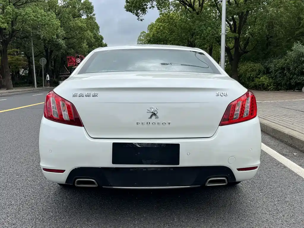 Peugeot 508 2013 2.3L