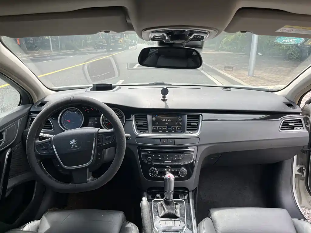 Peugeot 508 2013 2.3L