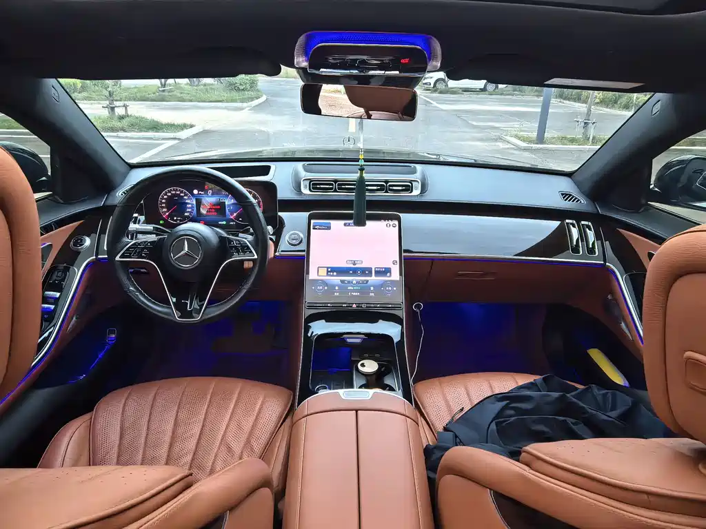 Mercedes-Benz S-Class — миниатюра 8