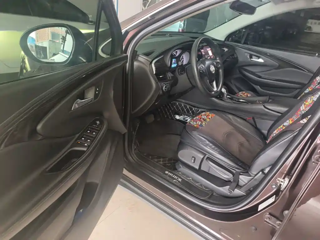 Buick Envision Plus — миниатюра 16
