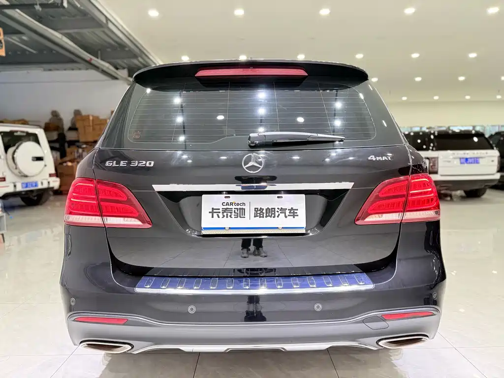Mercedes-Benz GLE (Import) — миниатюра 5